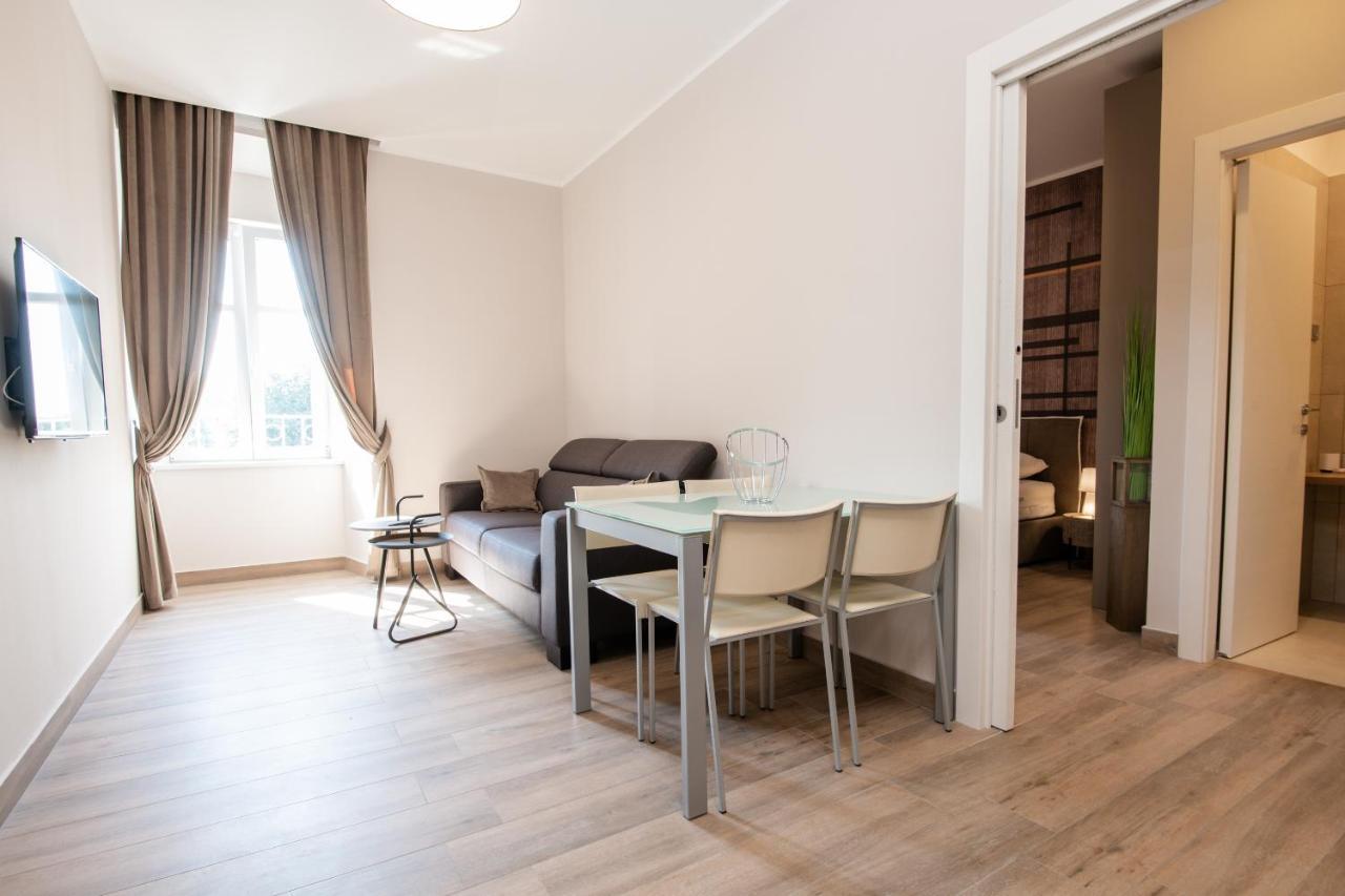Deluxe Apartments & Rooms Revis Rijeka Exteriör bild