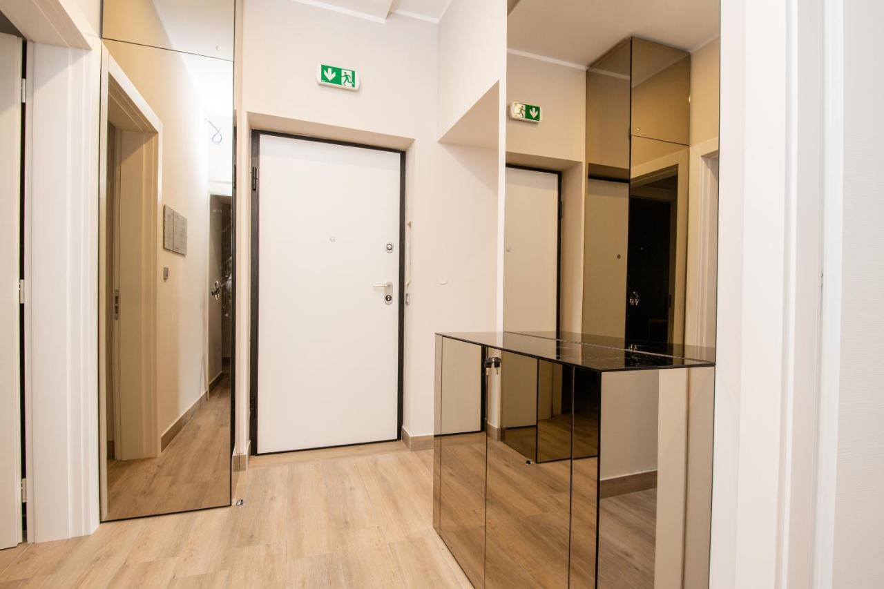 Deluxe Apartments & Rooms Revis Rijeka Exteriör bild